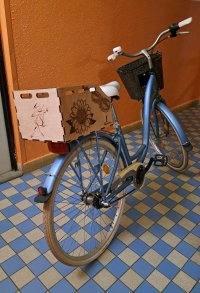 Box na nosič na retro kolo